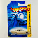 2007 Hot Wheels New Models 66 Chevy Nova dorado metálico PR5