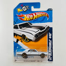 2012 Hot Wheels Muscle Mania GM 67 Oldsmobile 442 blanco OH5