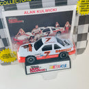 1992 Racing Champions Stock Car NASCAR Alan Kulwicki 7 Hooters Ford Thunderbird blanco Llantas Goodyear