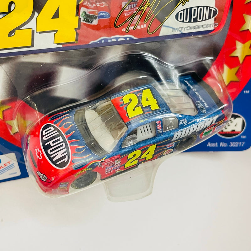 2002 Hasbro Winners Circle Driver Sticker Series NASCAR Jeff Gordon 24 Dupont Pepsi Chevrolet Monte Carlo azul con rojo Llantas Goodyear con Sticker