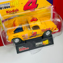 1997 Racing Champions Stock Rods NASCAR Premier Bobby Hamilton 4 Kodak Chevrolet Corvette amarillo Llantas de Goma