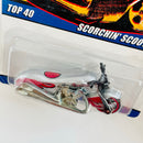 2007 Hot Wheels 40 Anniversary Since 68 Top 40 Scorchin' Scooter plata metálico MC3 base ZAMAC