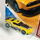2012 Hot Wheels Thrill Racers City Stunt Fast Fish amarillo PR5