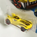 2017 Hot Wheels Street Beasts Howlin' Heat amarillo RA6