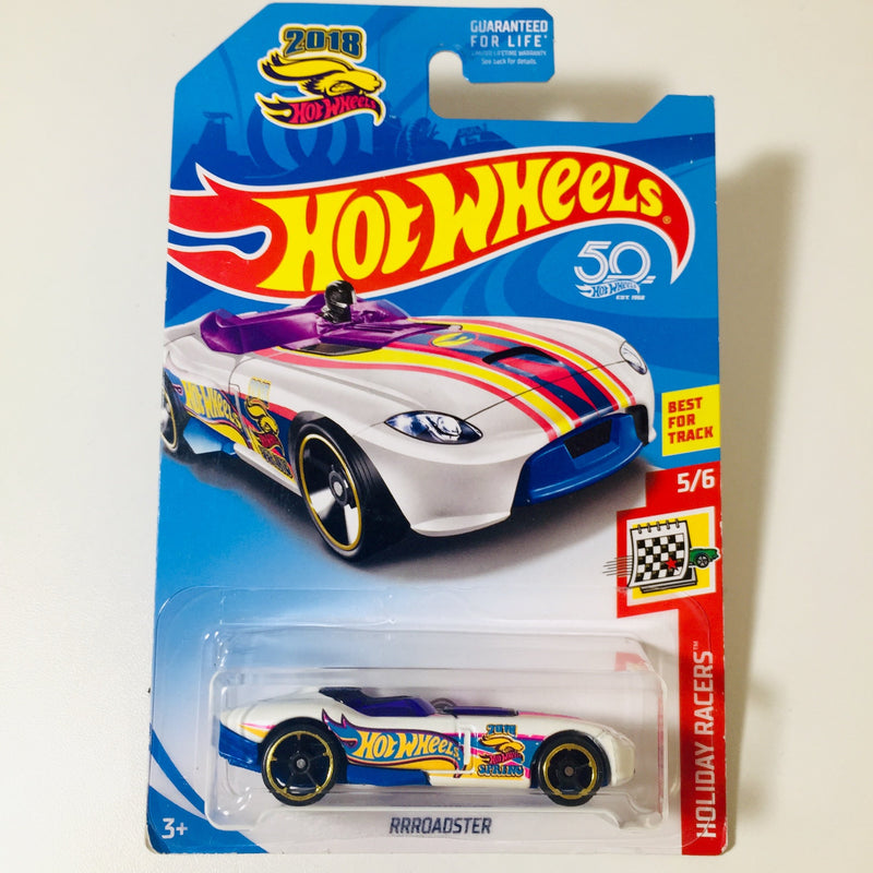 2018 Hot Wheels Treasure Hunt Holiday Racers Rrroadster blanco FTE