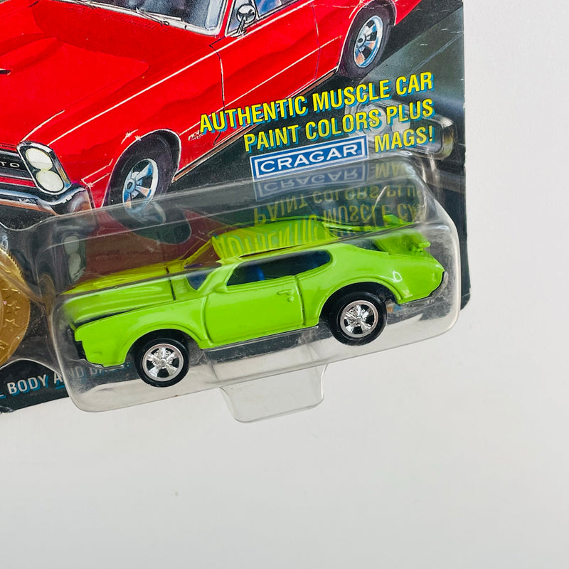 1994 Johnny Lightning Muscle Cars USA Limited Edition 1969 Olds 442 Oldsmobile verde con Moneda Coleccionista