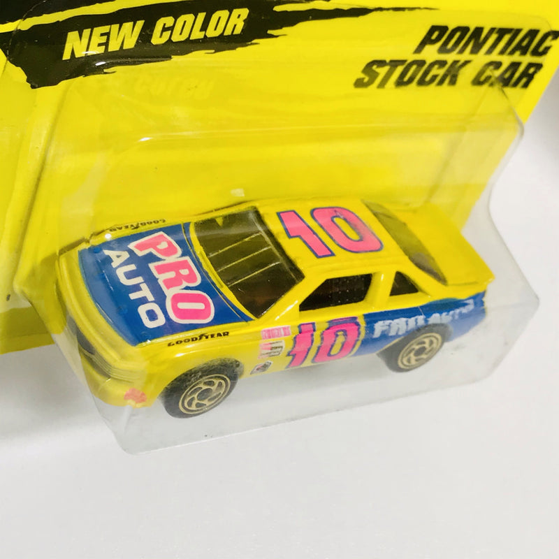 1994 Matchbox Super Fast Pontiac Stock Car 35 amarillo