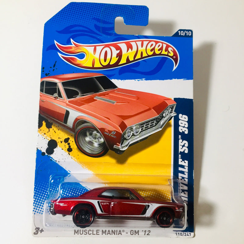 2012 Hot Wheels Muscle Mania GM 67 Chevelle SS 396 rojo MC5