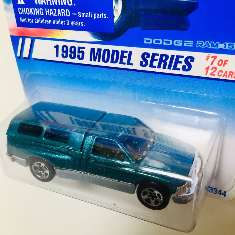 1995 Hot Wheels Model Series Dodge Ram 1500 verde 5SP