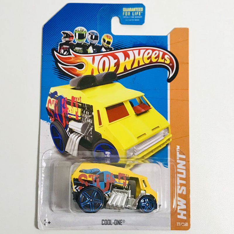 2013 Hot Wheels HW Stunt Cool-One amarillo PR5