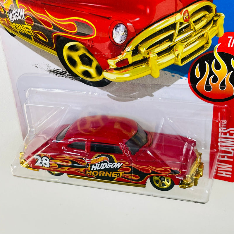 2016 Hot Wheels HW Flames 52 Hudson Hornet rojo con flamas 5SP