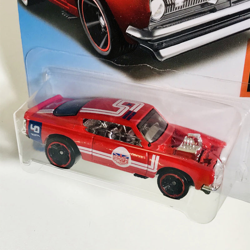 2019 Hot Wheels Muscle Mania Magnus Walker Urban Outlaw King Kuda Plymouth Barracuda rojo MC5