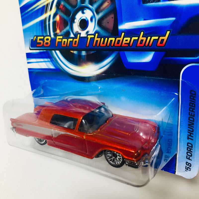 2005 Hot Wheels 58 Ford Thunderbird rojo LW