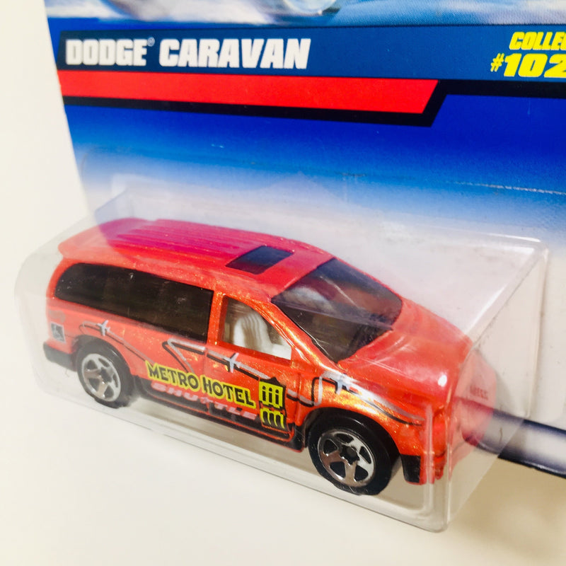 1999 Hot Wheels Dodge Caravan 1026 naranja 5SP