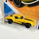 2011 Hot Wheels Street Beasts 63 Corvette amarillo PR5