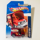 2011 Hot Wheels HW City Works Bread Box rojo 5SP