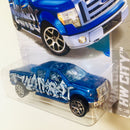 2013 Hot Wheels HW City 2009 Ford F-150 azul Y5