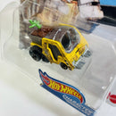 2020 Hot Wheels Character Cars Disney Pixar Wall-E amarillo 5SP base ZAMAC