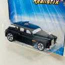 2005 Hot Wheels First Editions Realistix Cockney Cab II 017 negro 5SP base ZAMAC