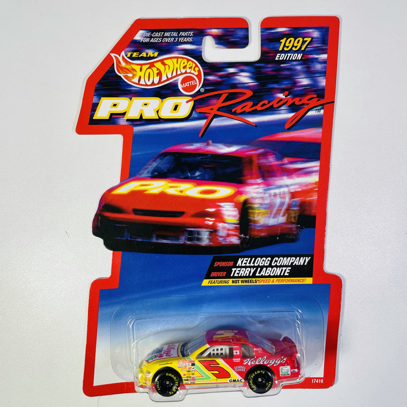 1997 Hot Wheels Pro Racing Terry Labonte 5 Kelloggs Chevrolet Monte Carlo rojo con amarillo 10SP