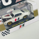 2021 M2 Machines Ground Pounders Limited Edition 1/9,600 Hurst 1969 Pontiac GTO Judge R21 blanco Llantas de Goma