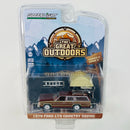 2022 Greenlight The Great Outdoors Series 2 1979 Ford Ltd Country Squire marrón Llantas de Goma con Accesorios de Camping