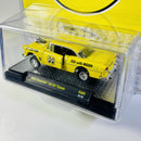 2021 M2 Machines Limited Edition 1/8,250 Mooneyes 1955 Chevrolet Bel Air Gasser GS08 amarillo Llantas de Goma