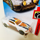 2018 Hot Wheels HW Daredevils Rally Cat blanco 10SP