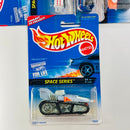 1996 Hot Wheels Space Series Colección Set de 4 - Radar Ranger, GM Lean Machine, Alien, Treadator