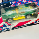 1992 Matchbox Team Collectible Limited Edition Major League Baseball Oakland Athletics Chevrolet Corvette verde