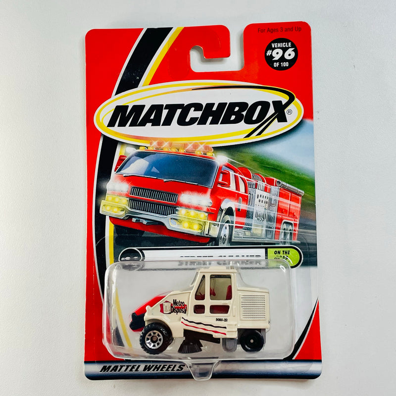 2000 Matchbox On The Road Again Elgin Pelican Street Cleaner beige