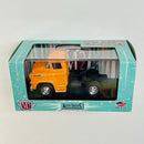 2010 M2 Machines Premium Edition Auto Trucks 1958 Chevrolet LCF 10-29 naranja Llantas de Goma