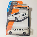 2016 Matchbox MBX Adventure City Cadillac One blanco