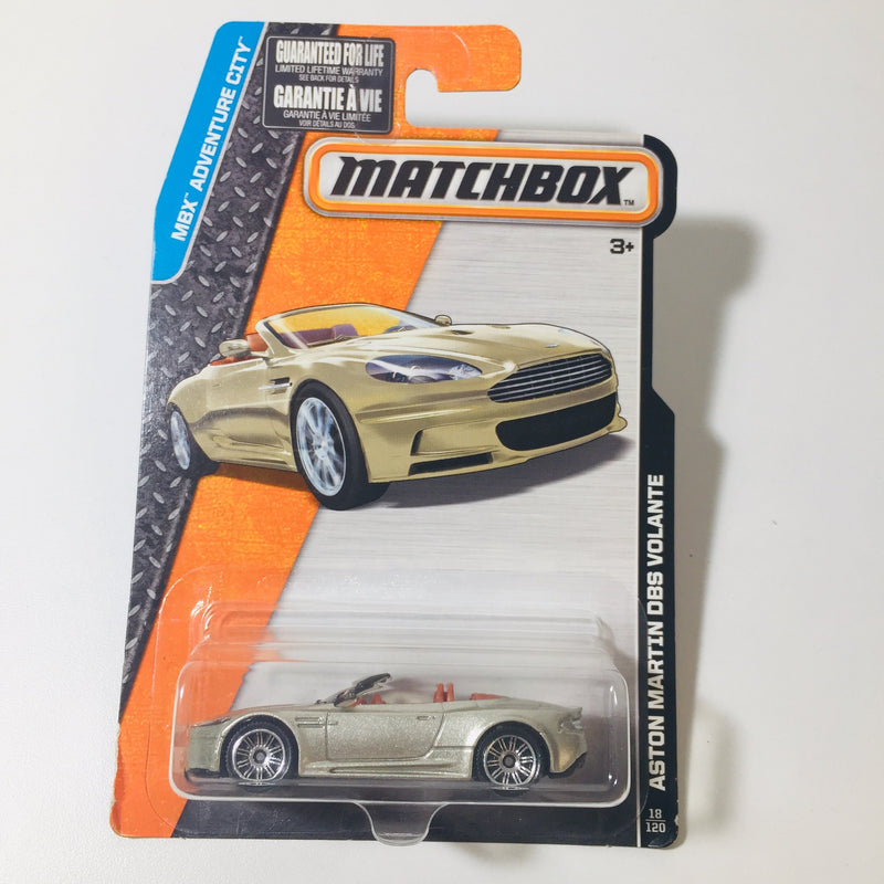 2015 Matchbox MBX Adventure City Aston Martin DBS Volante plata