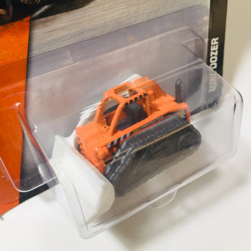 2015 Matchbox MBX Construction Mini Dozer naranja