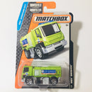 2016 Matchbox MBX Adventure City MBX Swisher verde