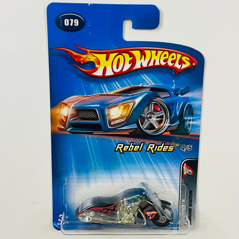 2005 Hot Wheels Rebel Rides Scorchin' Scooter negro MC3 base ZAMAC