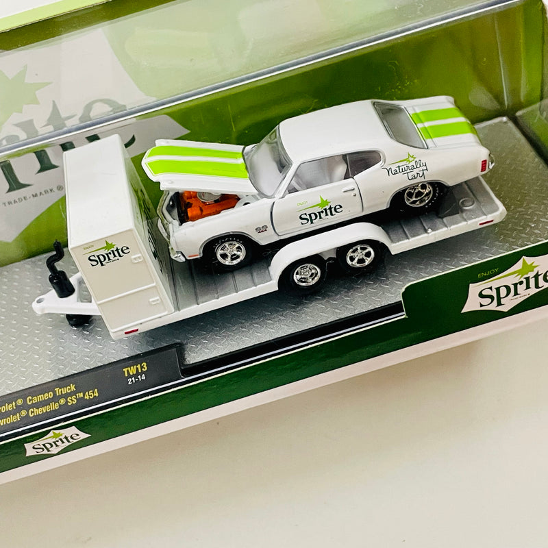 2021 M2 Machines Coca Cola Auto-Haulers Limited Edition 1/7,400 Sprite 1958 Chevrolet Cameo Truck y 1970 Chevrolet Chevelle SS 454 con Llantas de Goma