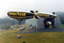1991 Hot Wheels Goodyear Blimp 194 gris Primera Edición