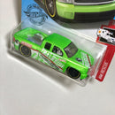2020 Hot Wheels Treasure Hunt HW Rescue Chevy Silverado verde PR5