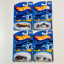 2001 Hot Wheels Skull & Crossbones Colección Set de 4 - Rigor Motor, Blast Lane, Deuce Roadster, Screamin' Hauler