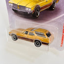 2019 Matchbox MBX Road Trip 71 Oldsmobile Vista Cruiser dorado