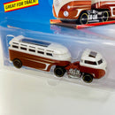 2015 Hot Wheels Track Stars Haulers Custom Volkswagen Hauler marrón con blanco PR5 base ZAMAC