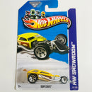 2013 Hot Wheels HW Showroom Surf Crate amarillo 5SP con SK5 base ZAMAC