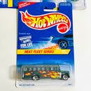 1997 Hot Wheels Heat Fleet Series Colección Set de 4 - Police Cruiser, School Bus, Peterbilt Tank Truck, Ramblin' Wrecker
