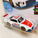 2021 Hot Wheels HW Race Day Magnus Walker Urban Outlaw Porsche 935 blanco 5SP