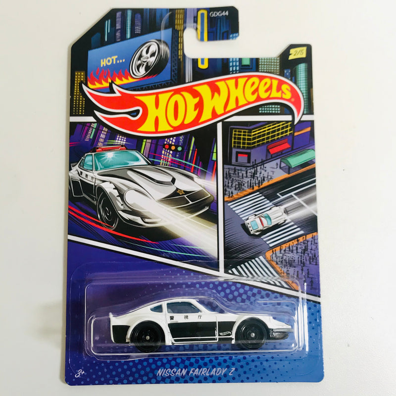 2020 Hot Wheels HW Police Series Nissan Fairlady Z blanco DD8