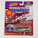 1997 Johnny Lightning Dragsters USA NHRA Limited Edition 1/15,000 Bruce Larson Sentry Gauges 90 Oldsmobile Funny Car verde con blanco