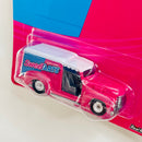 2017 Hot Wheels Pop Culture Nestlé Sweet Tarts Custom 52 Chevy rosado metálico Llantas de Goma RR base ZAMAC