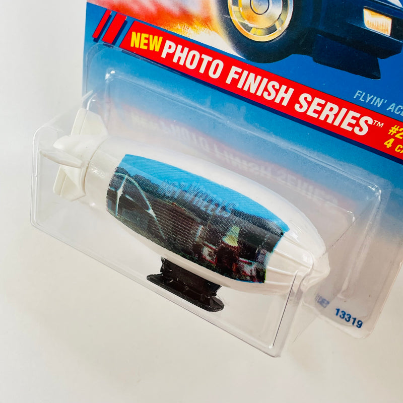 1995 Hot Wheels Photo Finish Series Blimp blanco